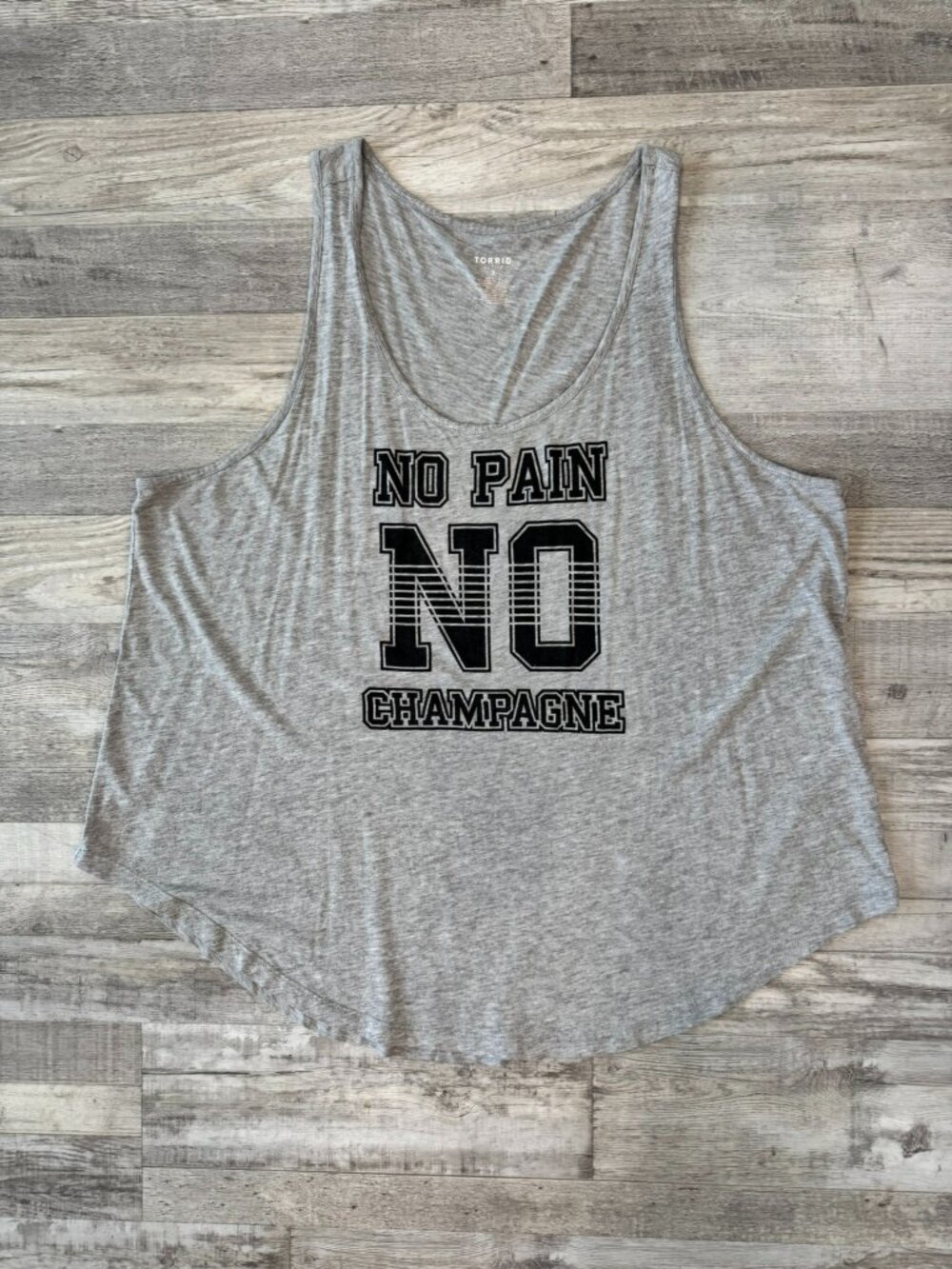 Torrid Active Grey Sleeveless "No Pain No Champagne" Top Size 3X I42